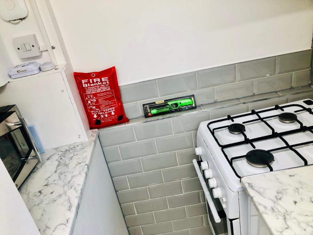 Charming Town Centre 3 Double Beds Home Free Parking Tonbridge Ngoại thất bức ảnh